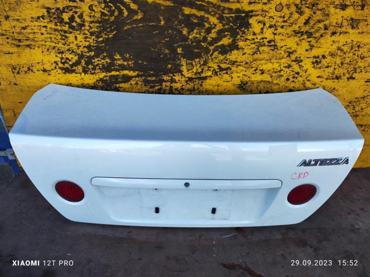 Крышка багажника Тойота Алтеза в Орехово-Зуево 651581